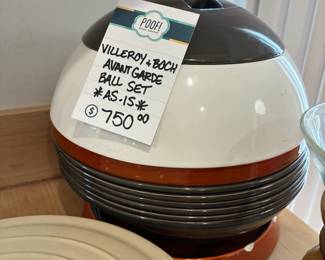 Villeroy & Boch Avant  Garde Ball Set