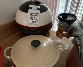 Le Creuset Signature Dutch Oven, Villeroy & Boch Avant  Garde Ball Set