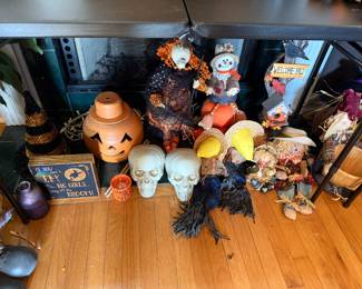 Halloween & Fall Decor 
