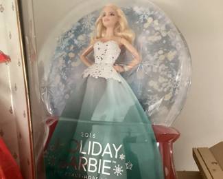 2016 Holiday Barbie