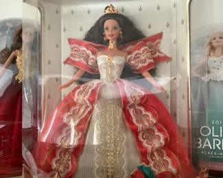 1997 Happy Holidays Barbie Doll