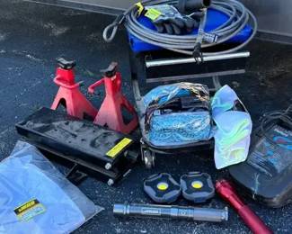 Assorted Car Items, Die Hard Battery Charger