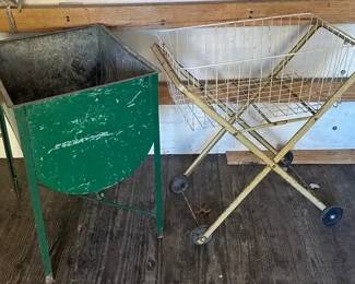 Vintage Metal Wash Tub Laundry Cart