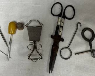 Vintage CollectablesSewing Items, SnuginsCrib Blanket Tie Down  More