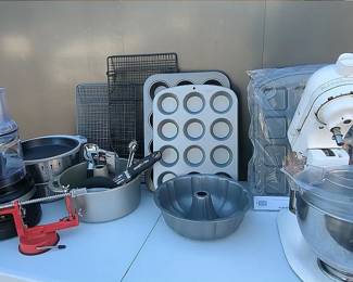 Kitchen Aid Mixer, Food Processor And Other Baking Tools