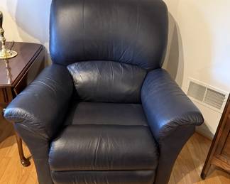 La-Z-Boy leather rocker recliners