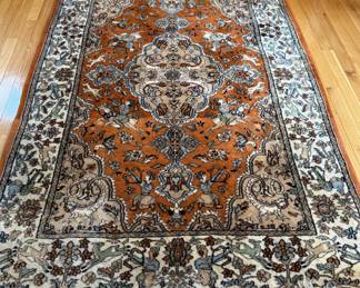 Oriental Rug - 4' x 6'