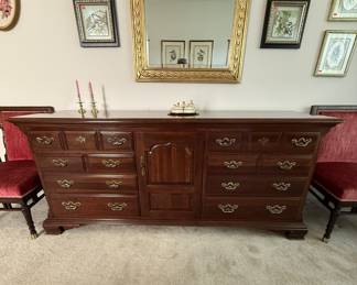 Thomasville triple dresser