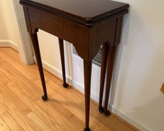 Mahogany petite  flip top table