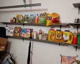 Yard & garden supplies 