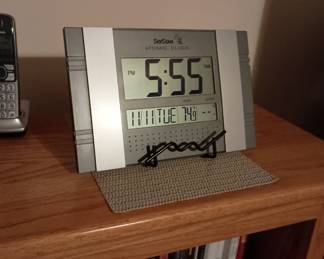 Atomic clock with weather info 