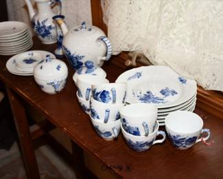 003Some Highlights North Aurora Estate Sale