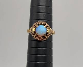 10K Yellow Gold And Gemstone Ring