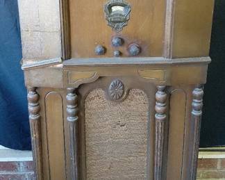 Vintage Wooden Radio