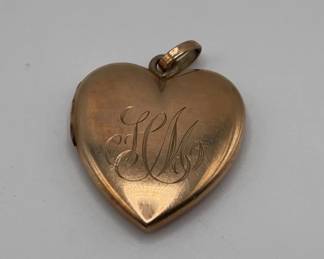 Vintage 10K Yellow Gold Heart Shaped Locket