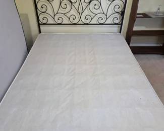 Metal Queen Size Bed Frame With Box Spring