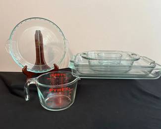 Clear Pyrex Anchor Hocking Cooking Lot