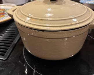 Small Cast iron Dutch Oven