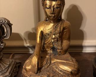 Gold Sitting Buddha