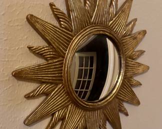 Vintage Small Bombay French Regency Gold Gilded Convex Starburst Mirror