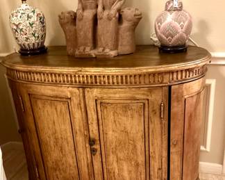 Vintage Cocktail Cabinet / Buffet / Sideboard in gold