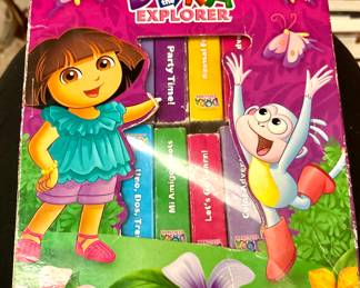 Dora the Explorer set of little books