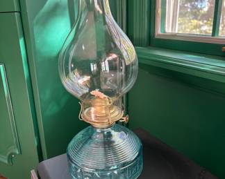 24. Kerosene Lamp (15")