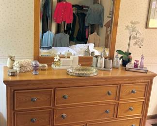 Light wood, a drawer dresser with mirror $150