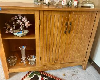 Salad wood buffet/cabinets with display shelves