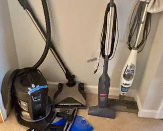 SRX canister vacuum with attachment's. 