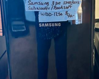 Samsung bookshelf 3 piece speaker/subwoofer set