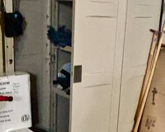 Suncast storage unit 32”w x 18s x 72”h $100 