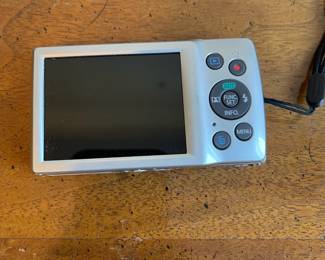 C119 - $100. Canon PowerShot ELPH 180