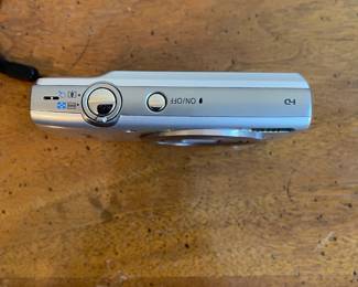 C119 - $100. Canon PowerShot ELPH 180