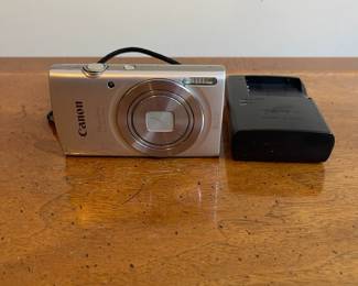 C119 - $100. Canon PowerShot ELPH 180