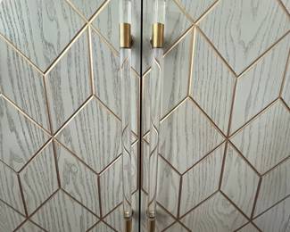 C72 - $450. Bassett Mirror Company. "Perrine Server" Measures 67.5" x 19" deep x 37" tall.  Excellent Condition!