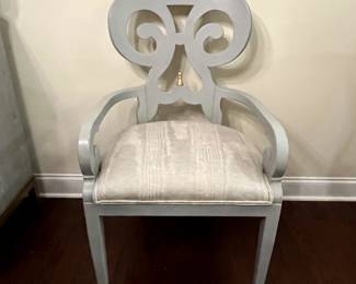 C98 - Chairs are Somerset Bay brand. $1000 SET OF $. Measures 22.75" wide x 19" floor to seat x 40" floor to top of back. (Retail was 1,100 each x 4)