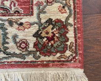 C95 - $125. Karastan Ashara "Agra". Wool Throw Rug. Measures 30" x 48". 