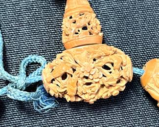 C113 - $2000. 19th Century Chinese Heido Carved Fruit Pits on Bracelet. Qing Dynasty 1850s. 12 Beads. 