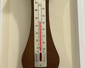 C28 - $40. Vintage Banjo Style Airguide Thermometer, Barometer & Hygrometer. Measures 6.5" wide x 20.5" tall. 