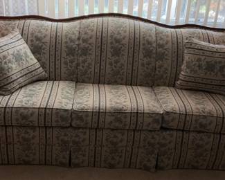 Broyhill Floral Pattern Sofa And Table Lamp