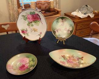Four Piece Set of Vintage Schumann Arzberg in Wild Rose Porcelain