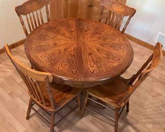 Round Pedestal Kitchen Table With Built In Leaf.