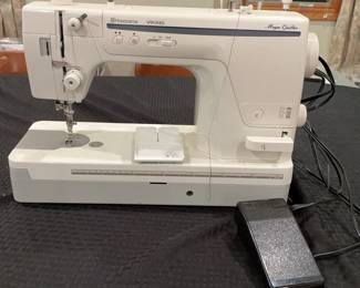 Husqvarna Viking Mega Quilter