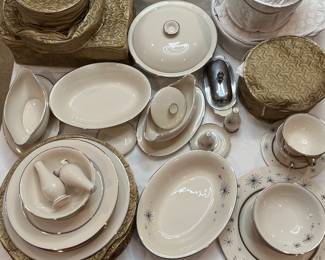 Fine Arts China - Fine China - Classic Dignity and Romance of the Stars Patterns