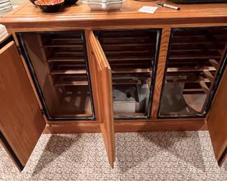 Wine Cabinet with Temperature Controls