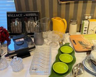 3 Peas in a Pod Platter, Cuisinart Belgian Waffle Maker, Wallace Silverware Set