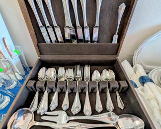 #6  Oneida 1881 Rothschild Flatware - 53pc   $69