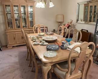 light wood dining table set/6 chairs