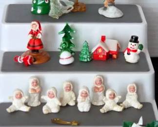 Vintage Miniature Dollhouse Christmas